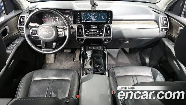Kia Sorento 2022 — Photo 7/20
