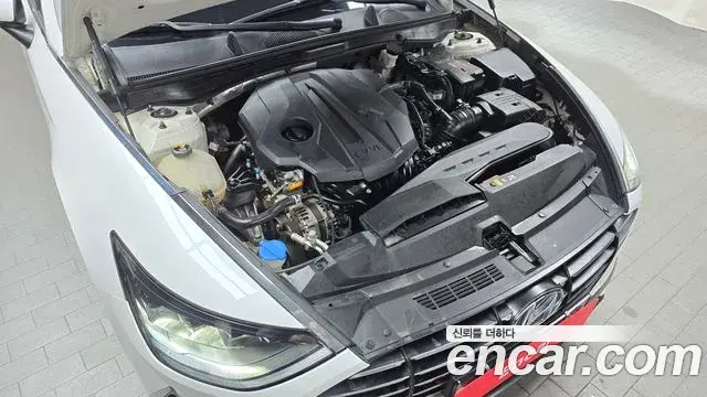 Hyundai Sonata Hybrid 2019 — Şəkil 18/20