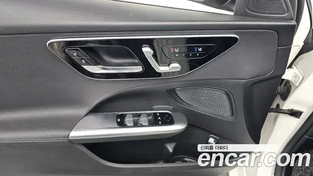 Mercedes-Benz C-Class 2022 — Фото 18/20