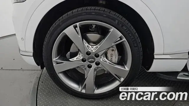Genesis GV80 2022 — Photo 5/20