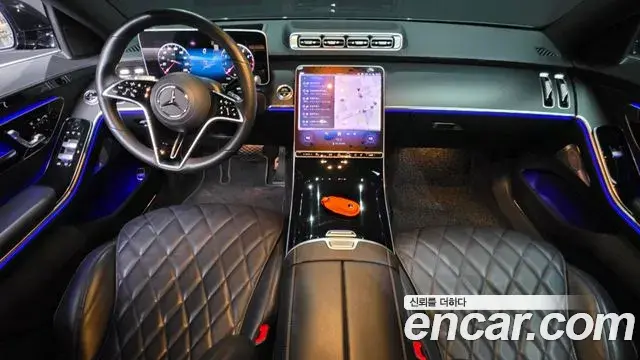 Mercedes-Benz S-Class 2022 — Photo 7/20