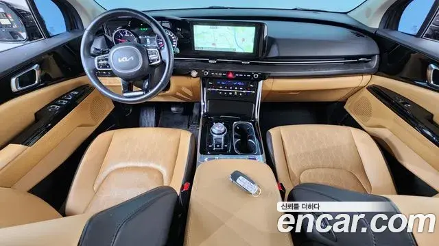 Kia Carnival 2023 — Şəkil 7/20