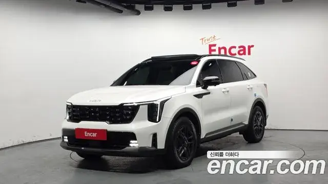 Kia Sorento 2023 — Photo 1/20