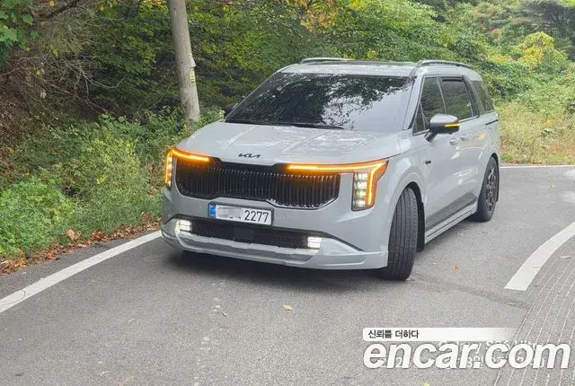 Kia Carnival 2024 — Photo 10/20