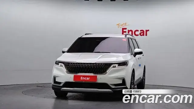Kia Carnival 2023 — Photo 3/20