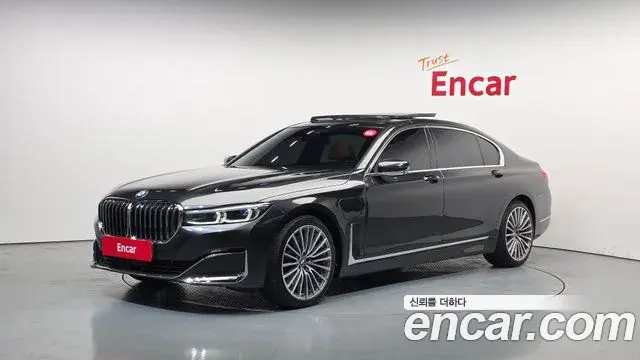 BMW 7 Series 2021 — ფოტო 1/20