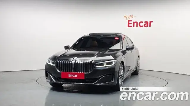 BMW 7 Series 2021 — ფოტო 3/20
