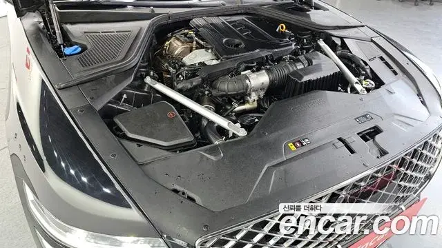 Genesis Electrified G80 2021 — Photo 6/20