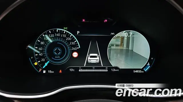 Genesis Electrified G80 2022 — Photo 8/20