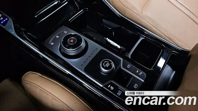 Kia Sorento 2021 — Фото 9/20