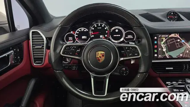 Porsche Cayenne 2022 — Photo 13/20