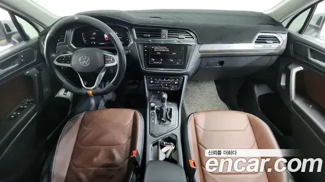 Volkswagen Tiguan Allspace 2023 — Şəkil 31/34
