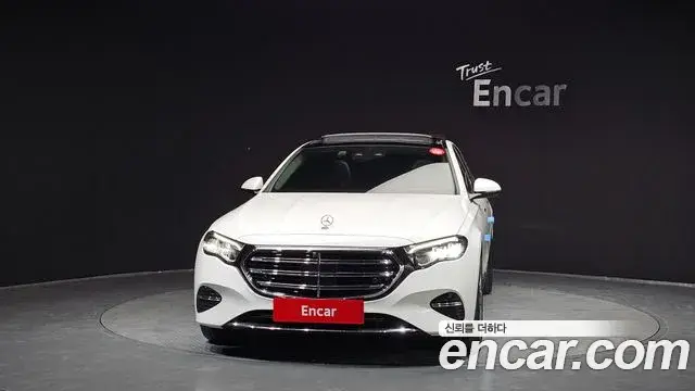 Mercedes-Benz E-Class, 2024
