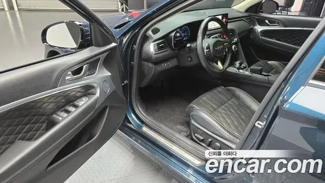 Genesis G70 2021 — Photo 10/20