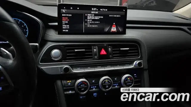 Genesis G70 2021 — Photo 15/20