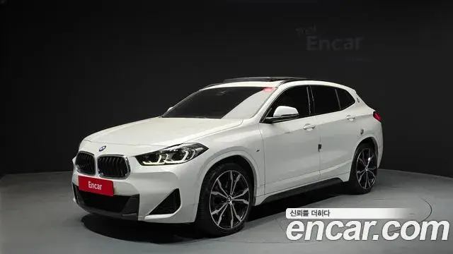BMW X2 2023 — Фото 10/20