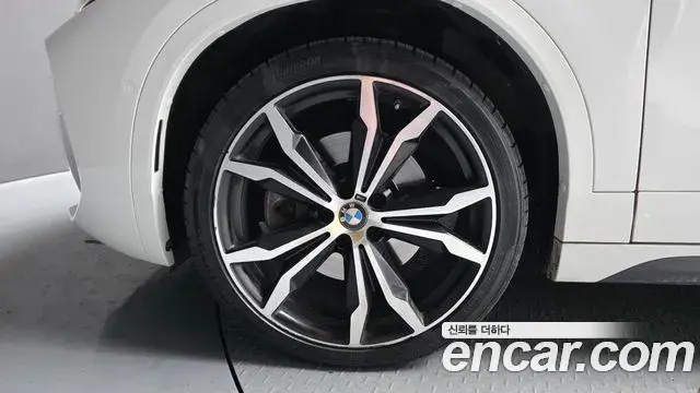 BMW X2 2023 — Фото 4/20