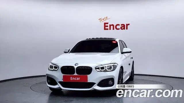 BMW 1 Series 2018 — Photo 28/32