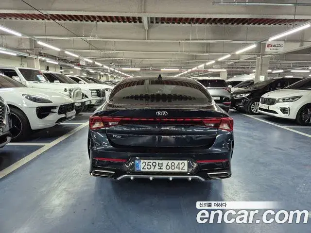 Kia K5 2020 — Şəkil 12/17