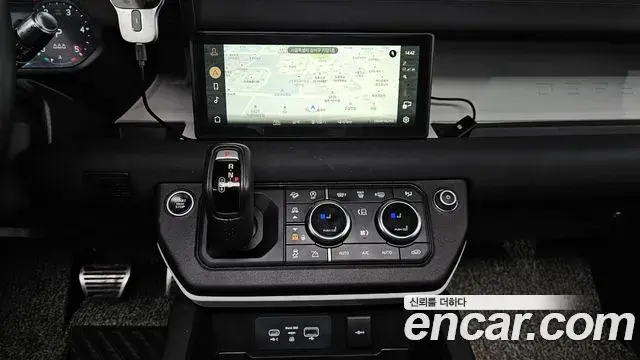 Land Rover Defender 2020 — Şəkil 14/20