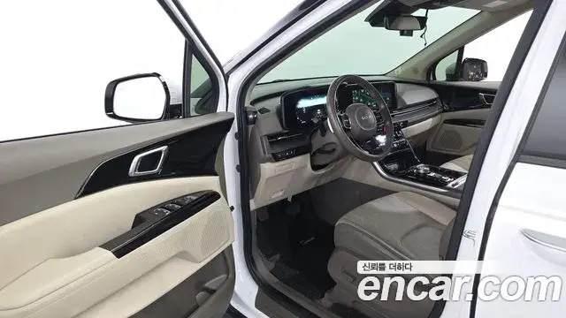 Kia Carnival 2022 — Photo 10/20
