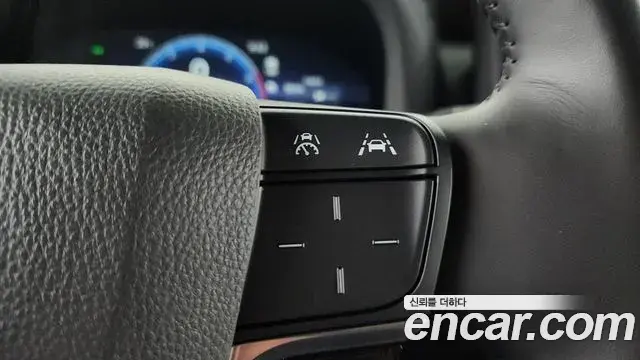 Toyota Alphard 2024 — Photo 15/20