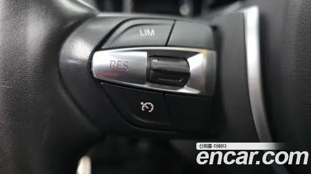 BMW 1 Series 2018 — Şəkil 16/31