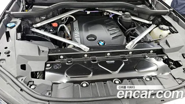 BMW X6 2024 — Photo 6/20