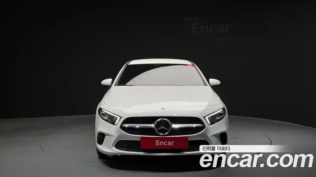 Mercedes-Benz A-Class 2023 — Şəkil 19/30