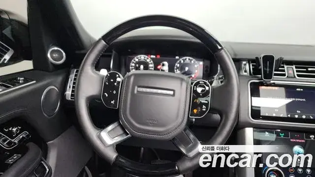 Land Rover Range Rover 2019 — Photo 13/20