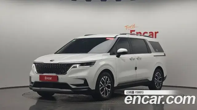 Kia Carnival 2021 — ფოტო 4/31