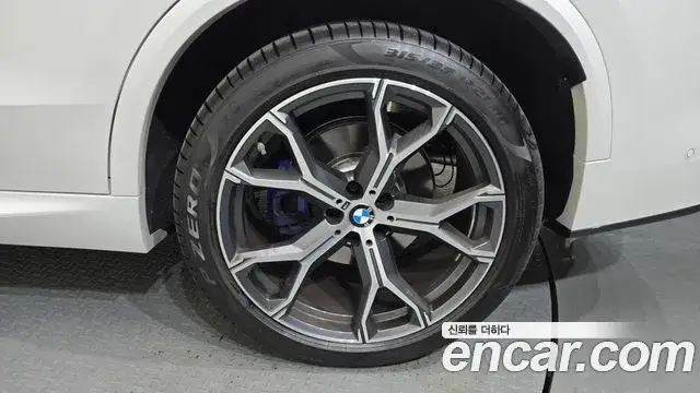 BMW X5, 2025