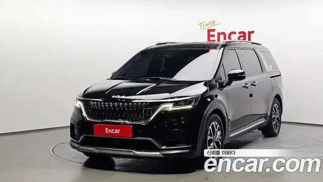 Kia Carnival 2022 — Фото 1/20