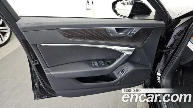 Audi A6 2021 — Şəkil 23/35