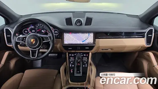 Porsche Cayenne 2019 — Photo 7/20