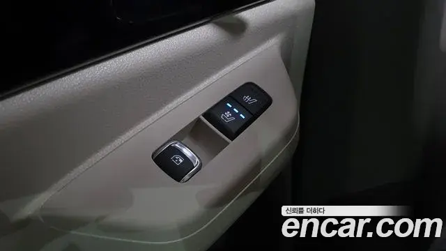 Kia Carnival 2025 — Photo 19/20