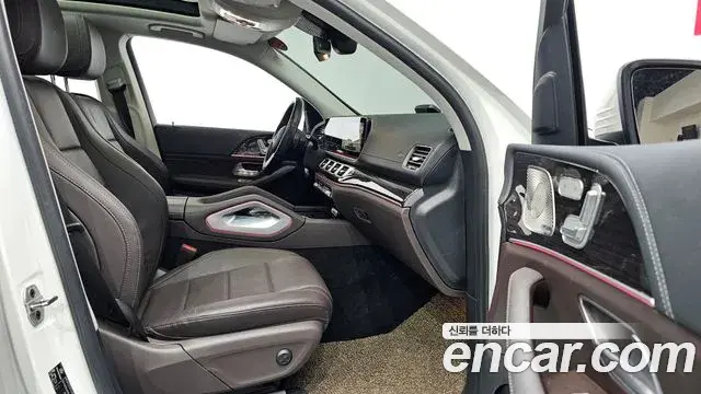 Mercedes-Benz GLE-Class 2022 — ფოტო 11/20