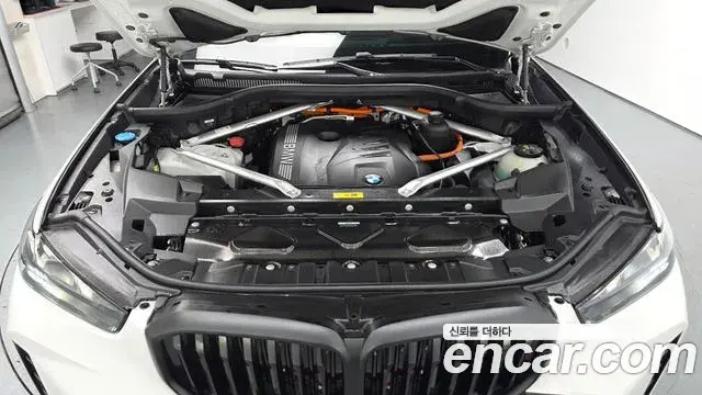 BMW X5 2025 — Photo 6/20