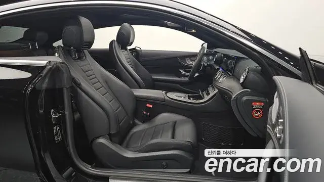 Mercedes-Benz E-Class 2021 — Şəkil 10/20