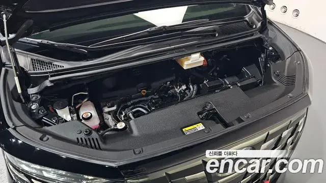 Toyota Alphard 2023 — Photo 6/20