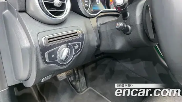 Mercedes-Benz C-Class 2019 — Şəkil 6/32