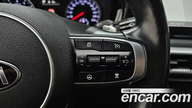 Kia K5 2020 — Photo 17/32