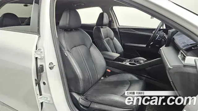 Kia K5 2020 — Photo 30/32