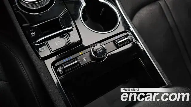 Kia K5 2020 — Photo 19/32