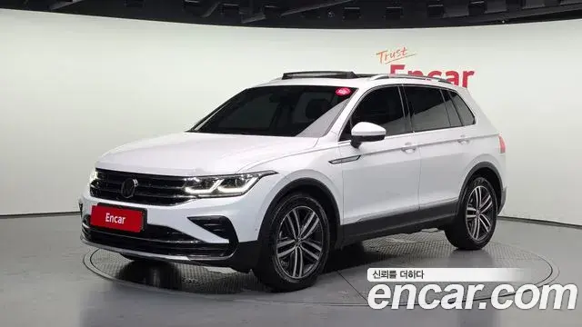 Volkswagen Tiguan 2023 — Şəkil 28/34
