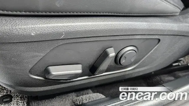 Kia K5 2023 — Photo 3/32