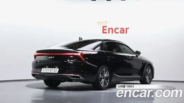 Kia K8 2021 — ფოტო 30/32