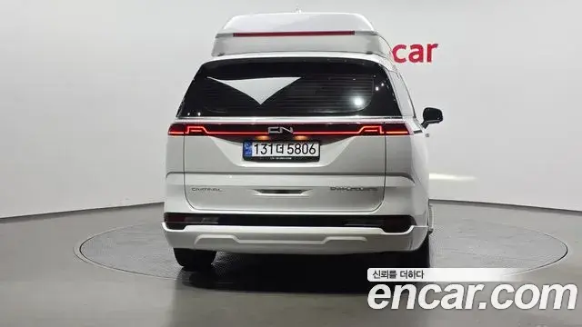 Kia Carnival 2022 — ფოტო 7/20