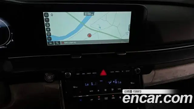 Kia Carnival 2022 — ფოტო 13/20