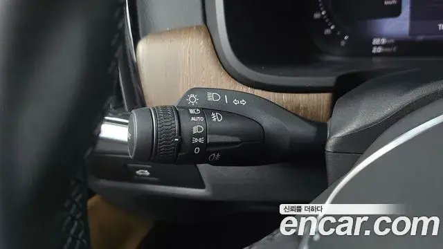 Volvo V90 Cross Country 2023 — Photo 2/34